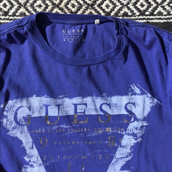 Guess t shirt - Picture 2 of 2